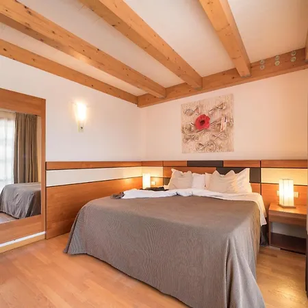 Village Eco Otel 4*