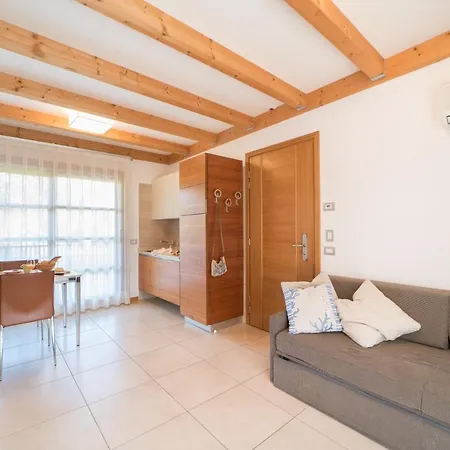 Village Eco 4*