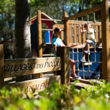 Village Eco Otel 4*