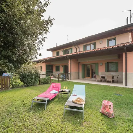 Hotel Village Eco 4*